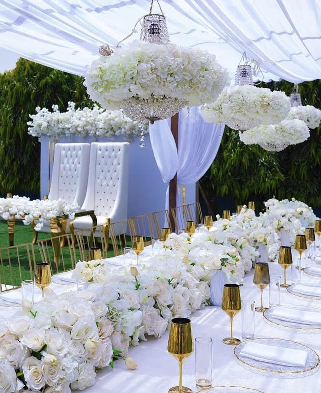 white table decor | Rasm Wedding