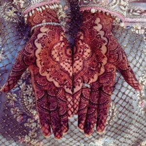 Half-and-Half Mehndi Design | Rasm Wedding